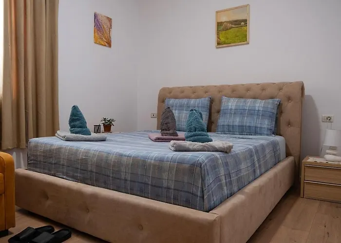 Peaceful Spot ティラナ